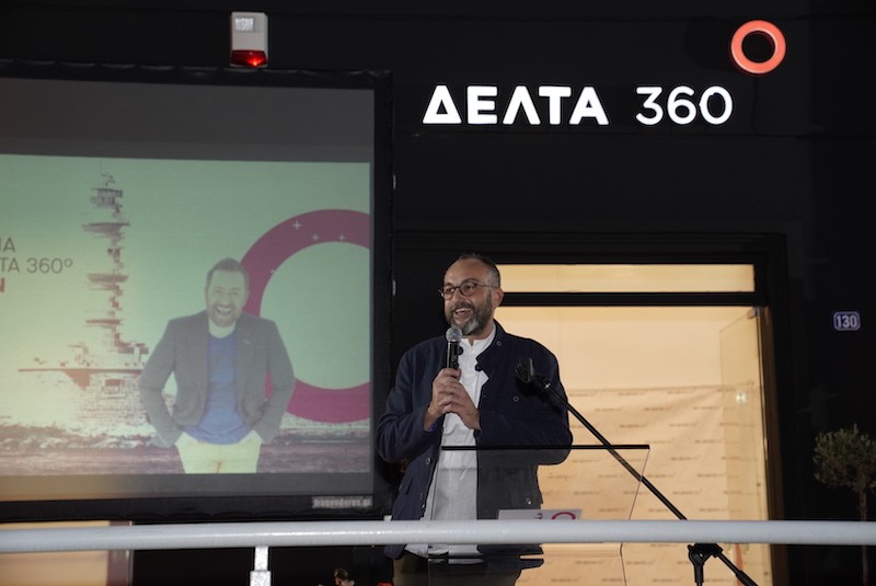 Ο Διευθυντής των τομέων ΜΜΕ, Performing Arts, Οικονομίας & Διοίκησης του ΙΕΚ ΔΕΛΤΑ 360 Θεσσαλονίκης, κύριος Χρήστος Κιούσης