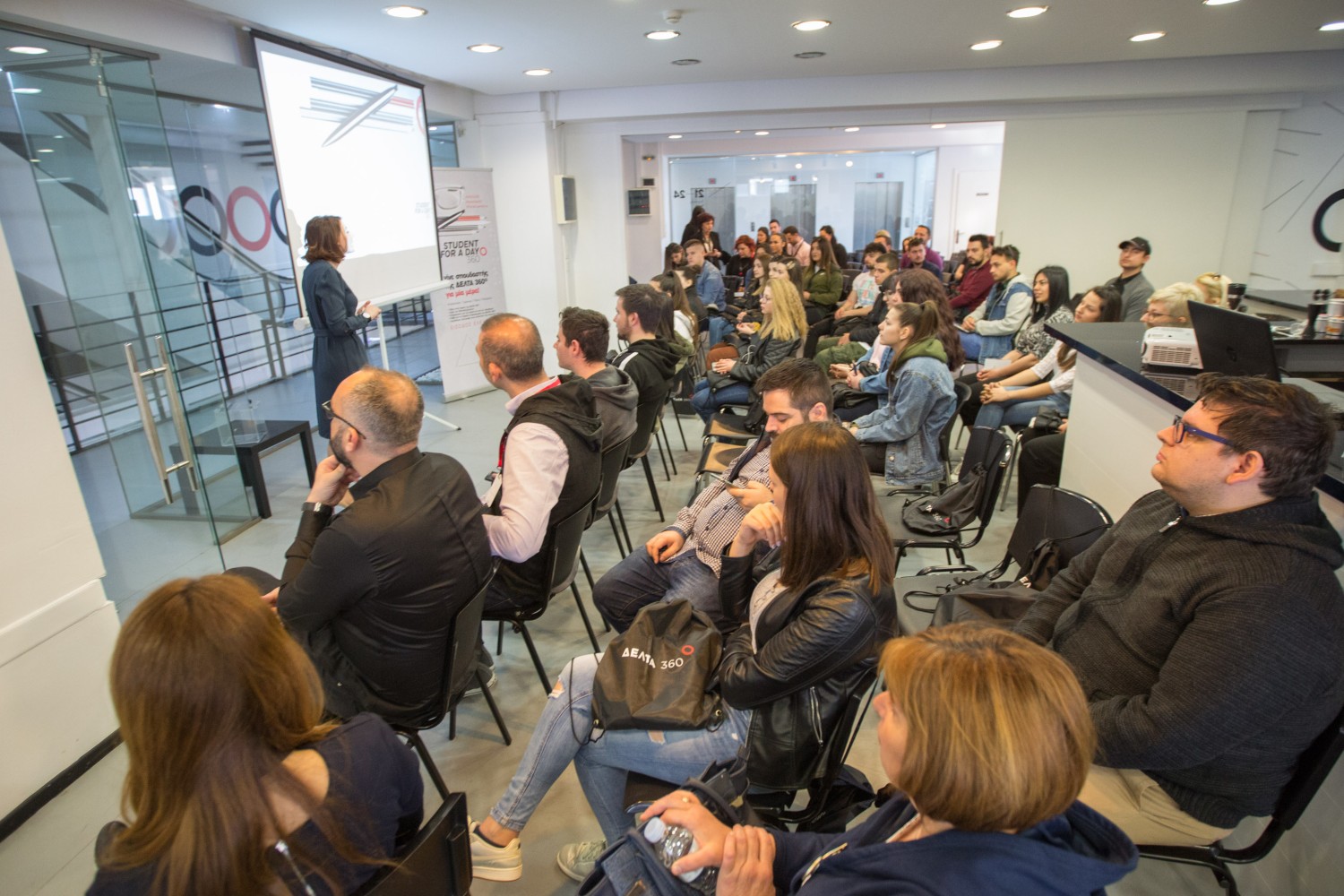 Με απόλυτη επιτυχία ολοκληρώθηκε το “Student For A Day” 2019!