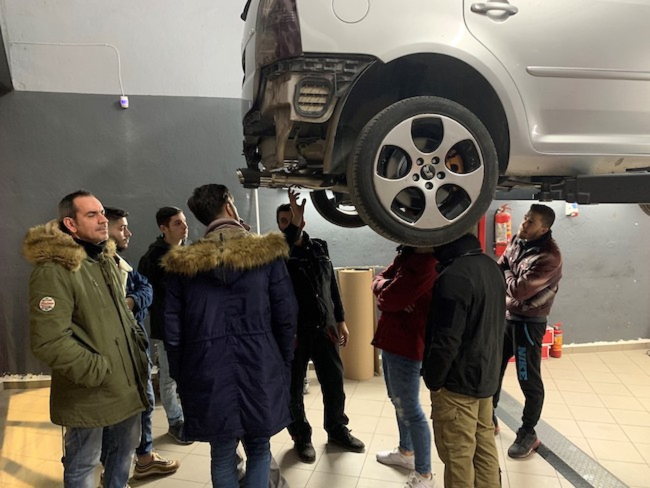 Επίσκεψη του τομέα Μηχανοτρονικής σε συνεργείο αυτοκινήτων