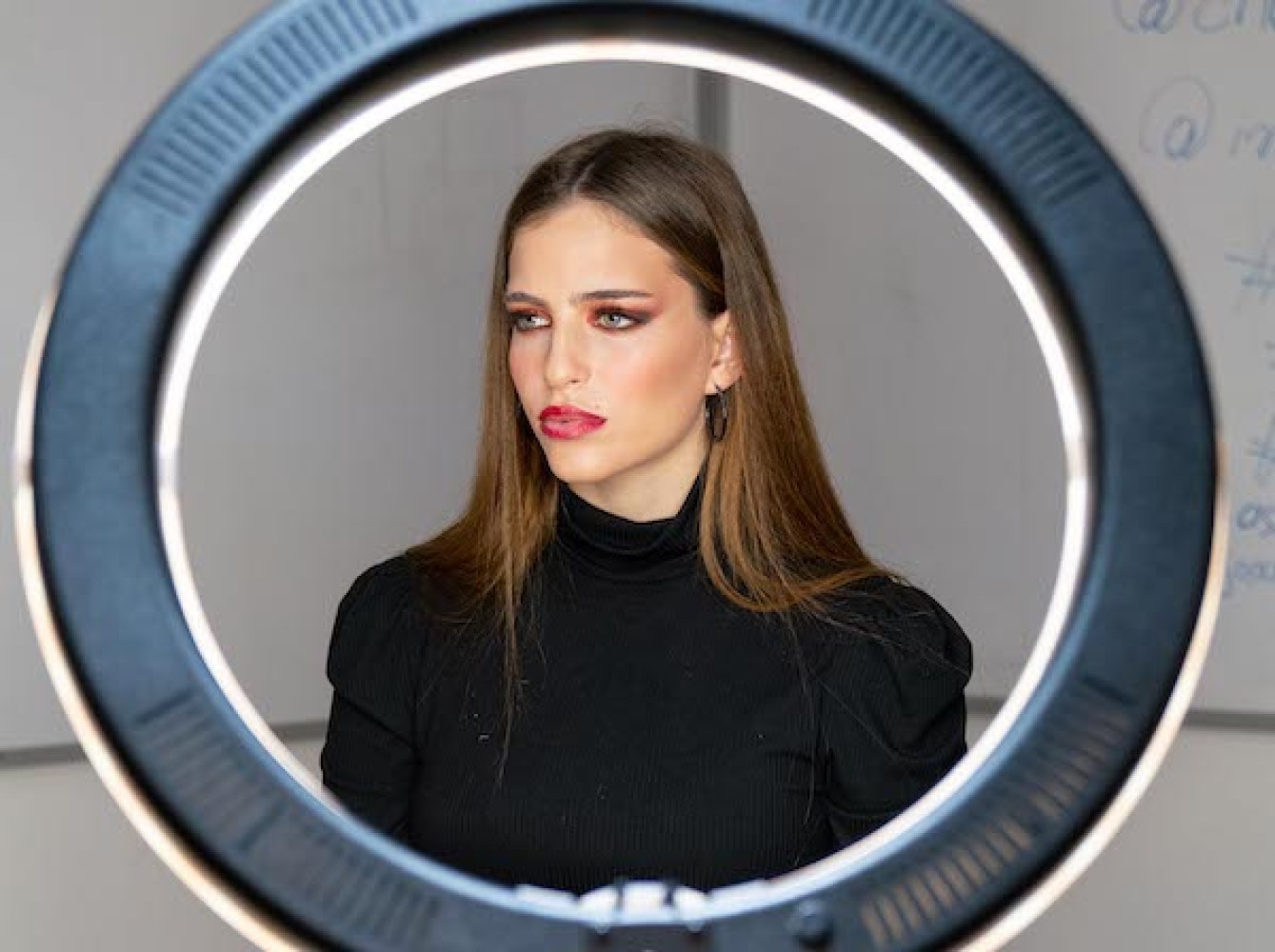 Το ΙΕΚ ΔΕΛΤΑ 360 συνάντησε την κορυφαία make-up artist Έλενα Χατζηνικολίδου, με το αποτέλεσμα να είναι μοναδικό!