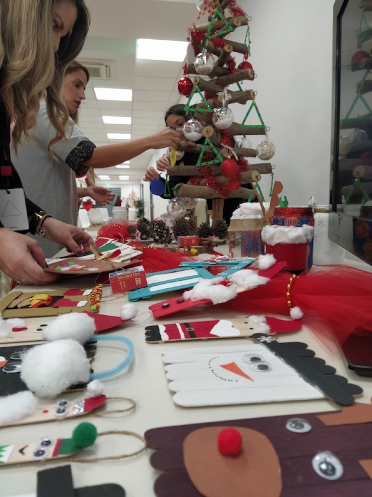Χριστουγεννιάτικο Bazaar του ΙΕΚ ΔΕΛΤΑ 360 υπέρ των παιδιών της ΕΛΕΠΑΠ