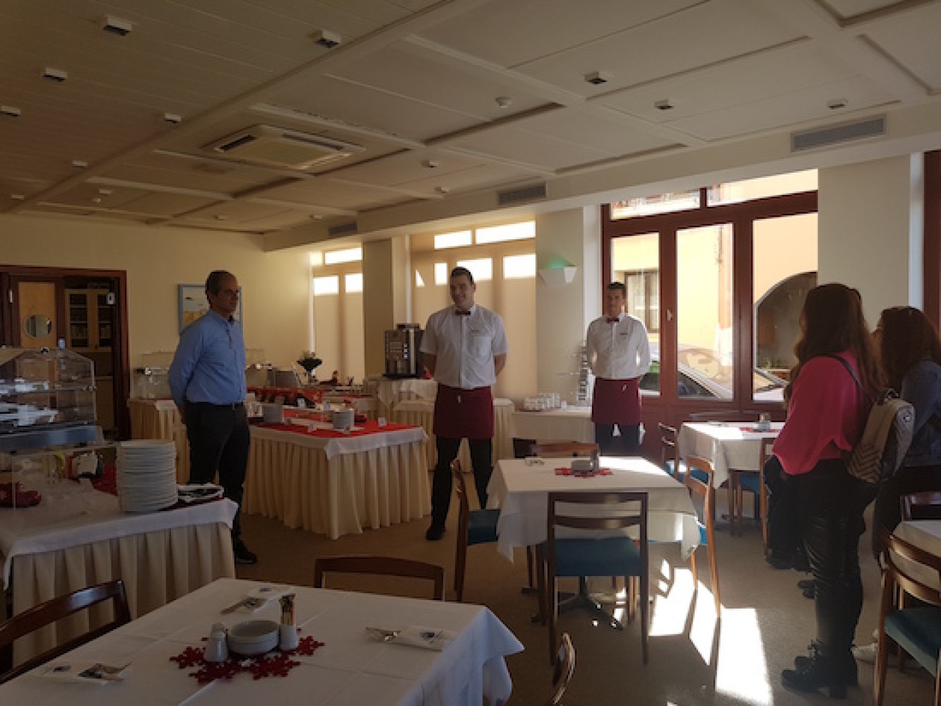 Επίσκεψη στο Cocoon Hostel, Porto Veneziano και Samaria hotel από τη σχολή μας στα Χανιά