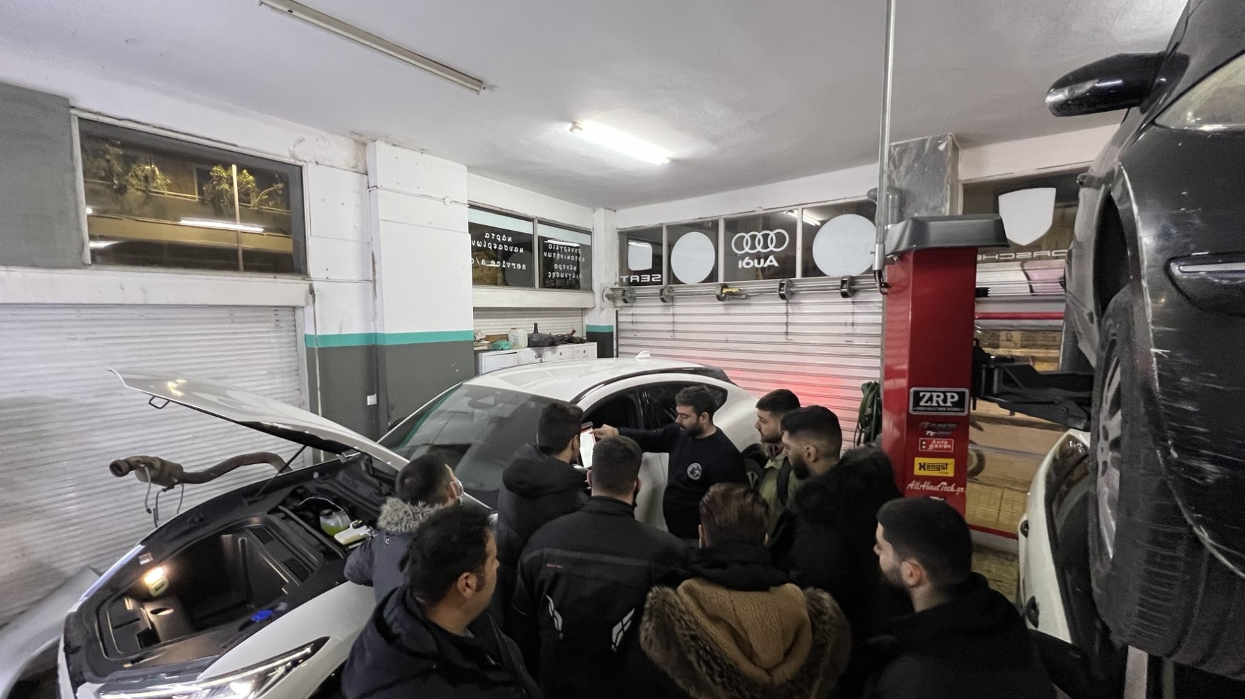 Εκπαιδευτική Επίσκεψη στο Συνεργείο Pit Lane