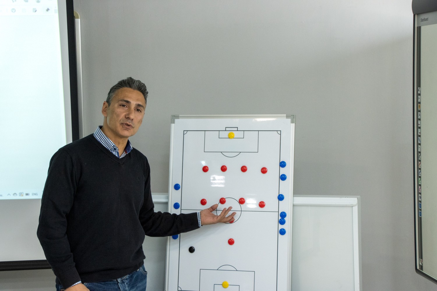 Σεμινάριο Τακτικής Ποδοσφαίρου από τον προπονητή του IEK DELTA 360 FC, Γιώργο Κούτση