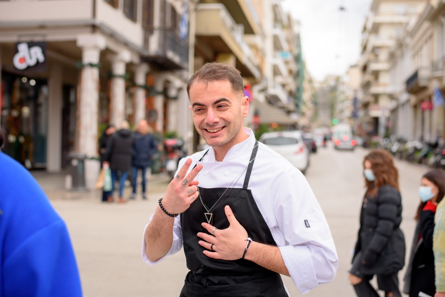 Γλυκάναμε την Πάτρα με ζεστή σοκολάτα!