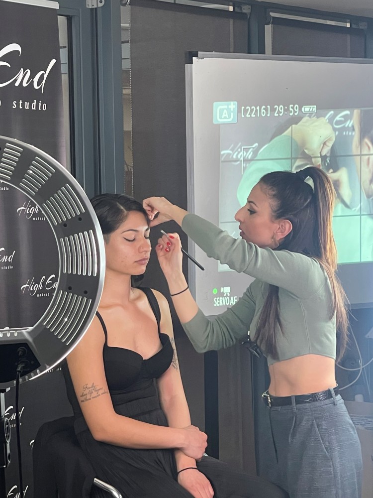 Make Up Seminar από την Paese Cosmetics