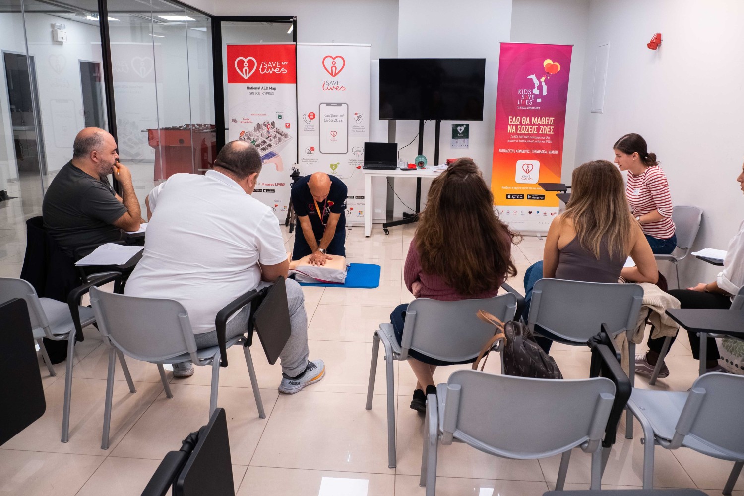Εκπαίδευση πρώτων βοηθειών από το Kids Save Lives στο ΙΕΚ ΔΕΛΤΑ 360 Αθήνας
