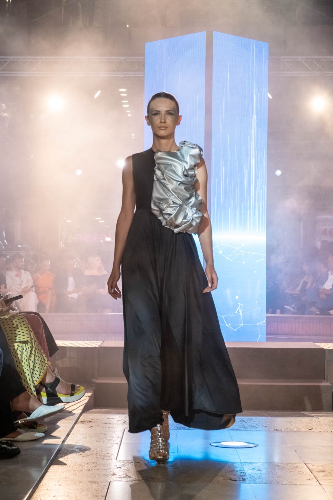 Tο Interstellar 360 Fashion Show από τη ΔΕΛΤΑ 360  talk of the town στη Θεσσαλονίκη!