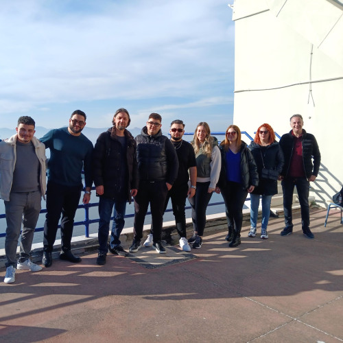 Εκπαιδευτική επίσκεψη της ΔΕΛΤΑ 360 στην Ακαδημία Εμπορικού Ναυτικού Ασπροπύργου