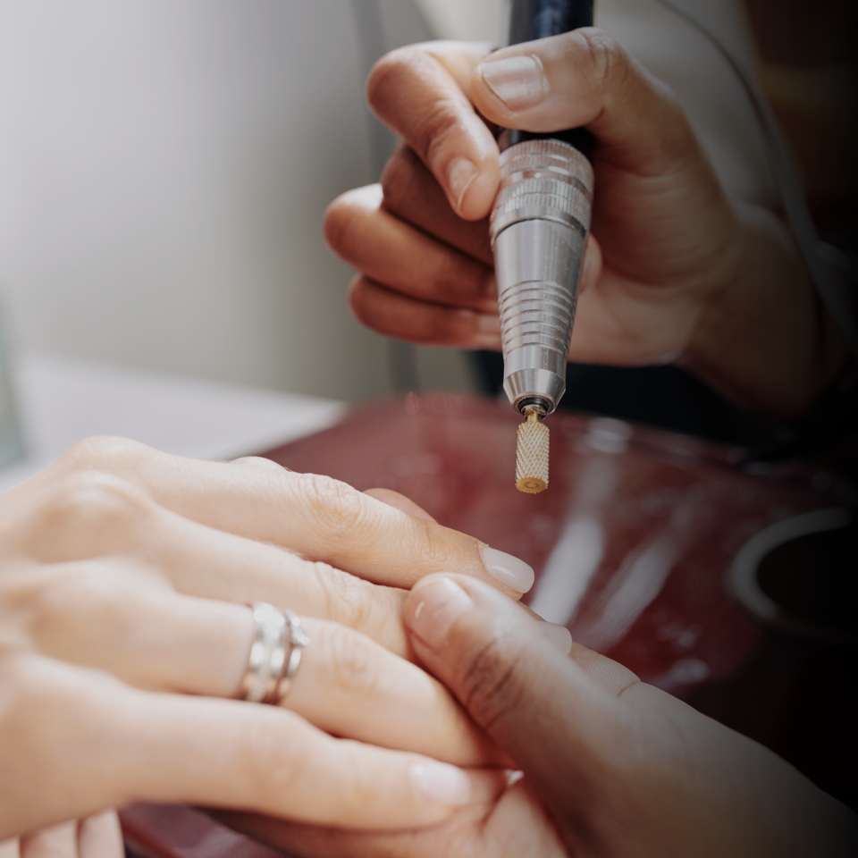 360 Seminar: Combi Manicure και ενισχυμένη βάση