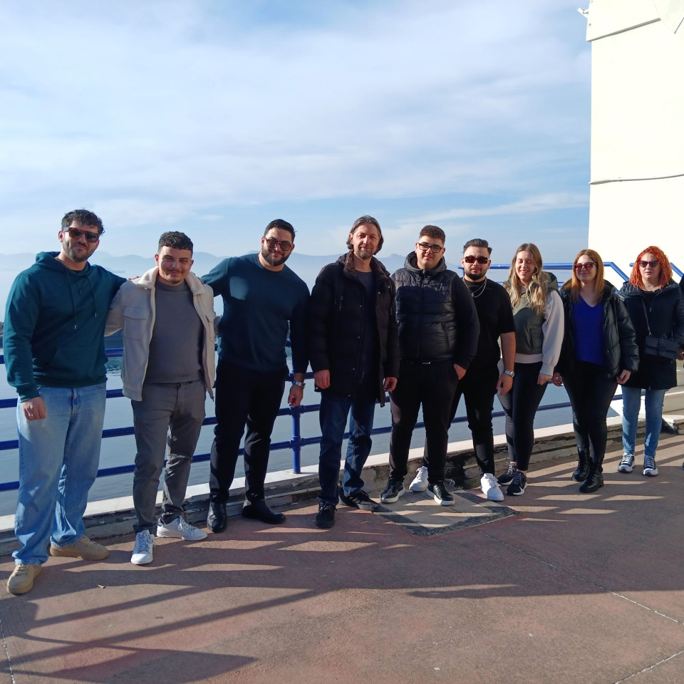 Εκπαιδευτική επίσκεψη της ΔΕΛΤΑ 360 στην Ακαδημία Εμπορικού Ναυτικού Ασπροπύργου