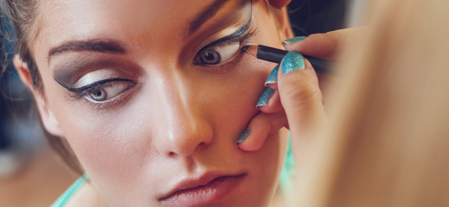 Επαγγελματικό Μακιγιάζ - Make Up Artist