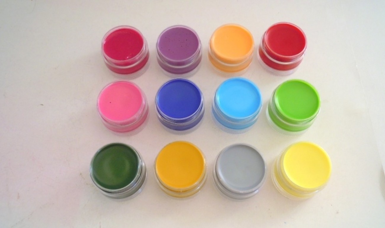 Φτιάξτε μόνες σας lipgloss