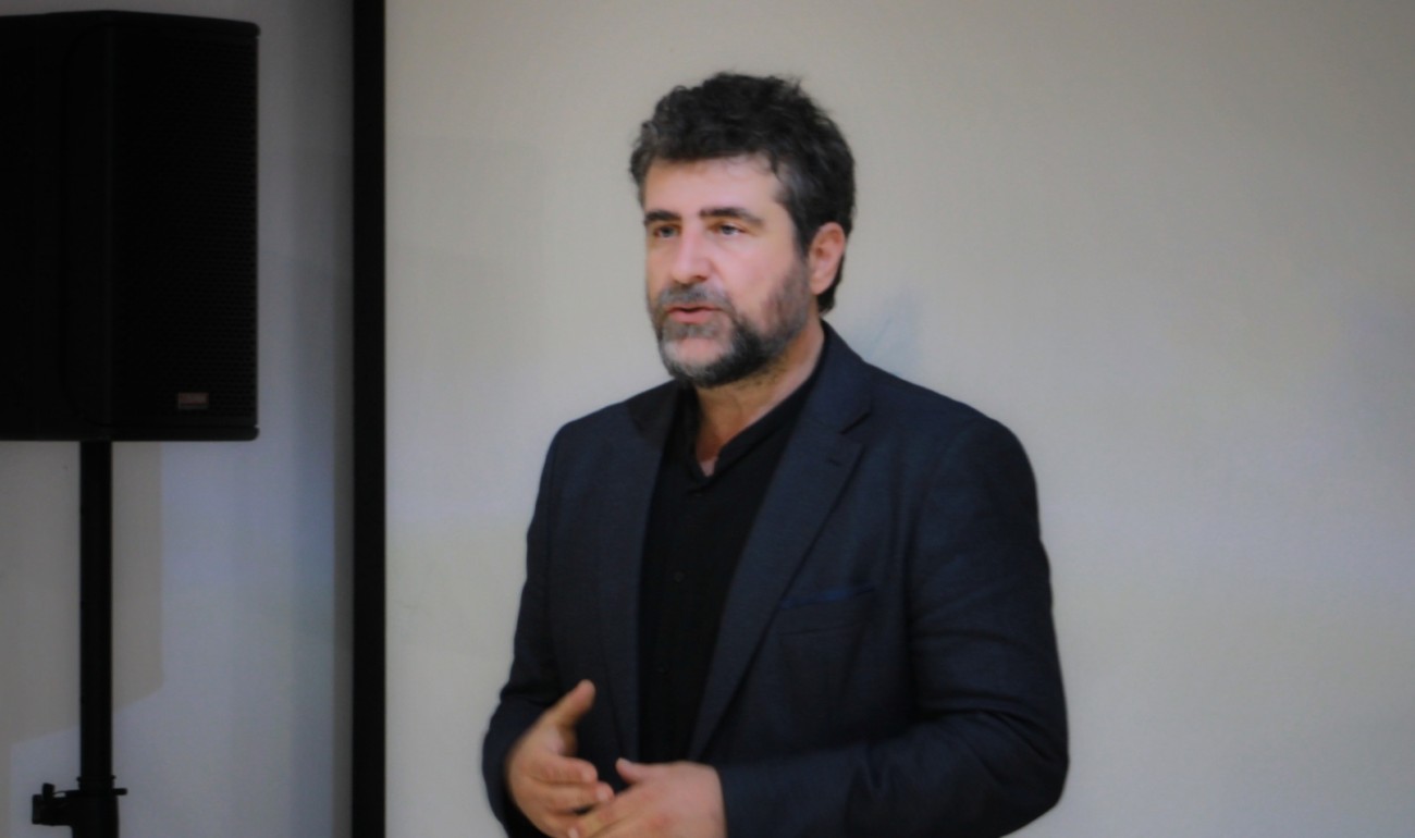 Ο Καλλιτεχνικός Διευθυντής του ΚΘΒΕ, Αστέριος Πελτέκης καλεσμένος του τομέα Performing Arts! Ο Καλλιτεχνικός Διευθυντής του ΚΘΒΕ, Αστέριος Πελτέκης καλεσμένος του τομέα Performing Arts!