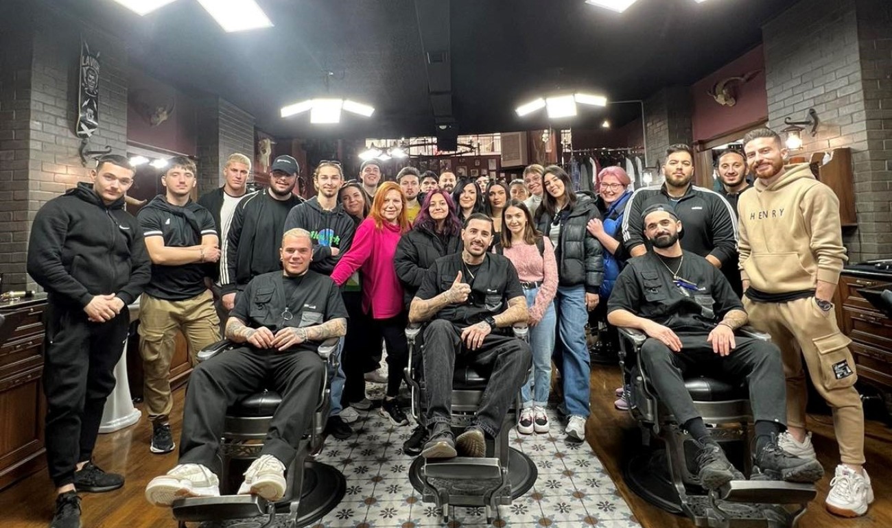 Εκπαιδευτική επίσκεψη στο barbershop του Γιάννη Καργάκη Εκπαιδευτική επίσκεψη στο barbershop του Γιάννη Καργάκη