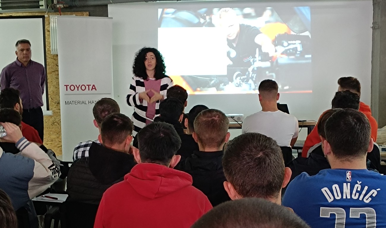 Εταιρική παρουσίαση Toyota Material Handling στην Ξάνθη Εταιρική παρουσίαση Toyota Material Handling στην Ξάνθη