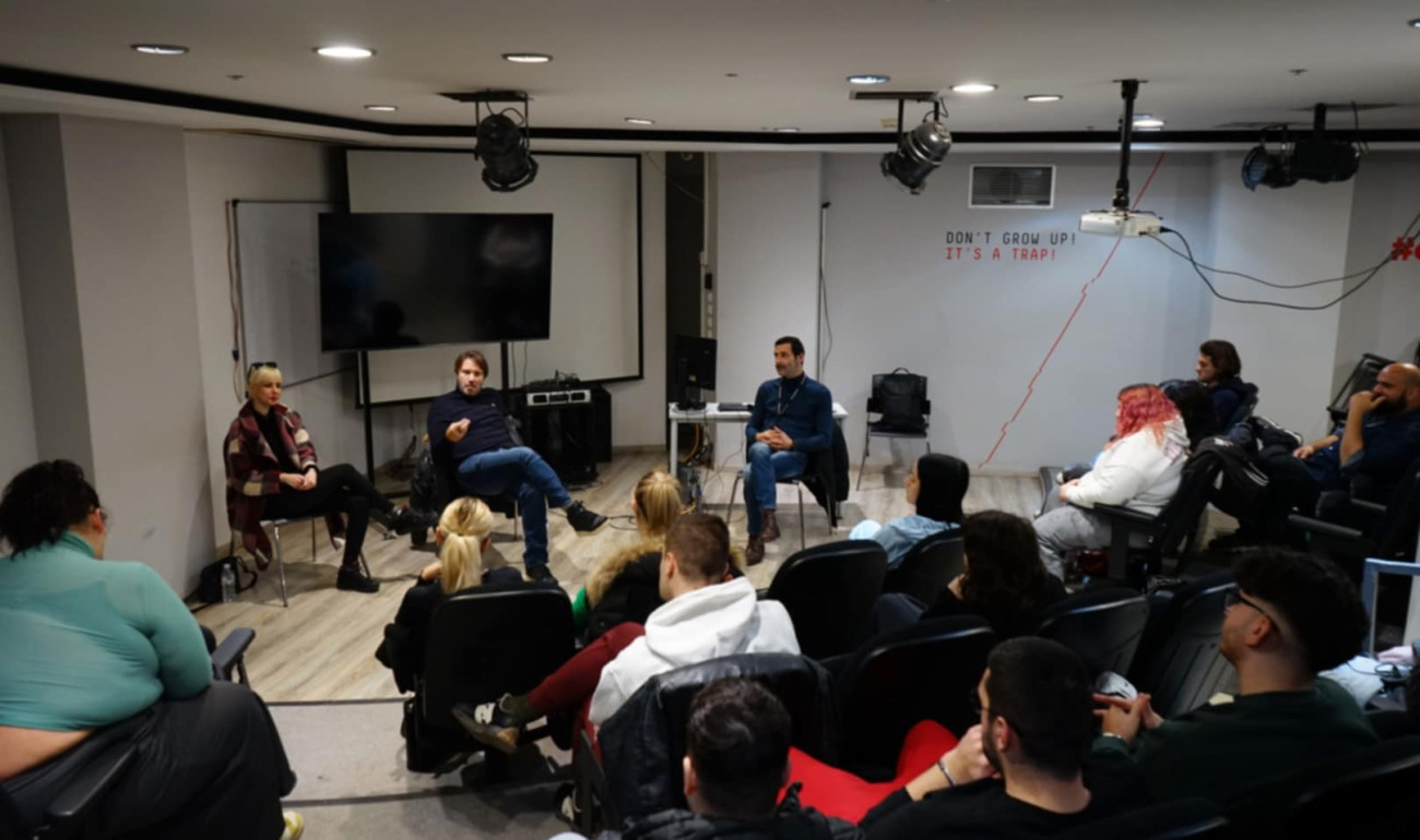 Ο Στράτος Τζώρτζογλου μιλά για τον άνθρωπο και τον ηθοποιό Στράτο!